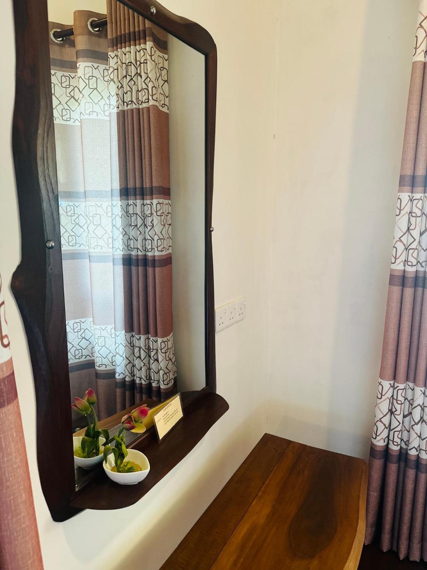 Ella Festoon Apartment ภายนอก รูปภาพ
