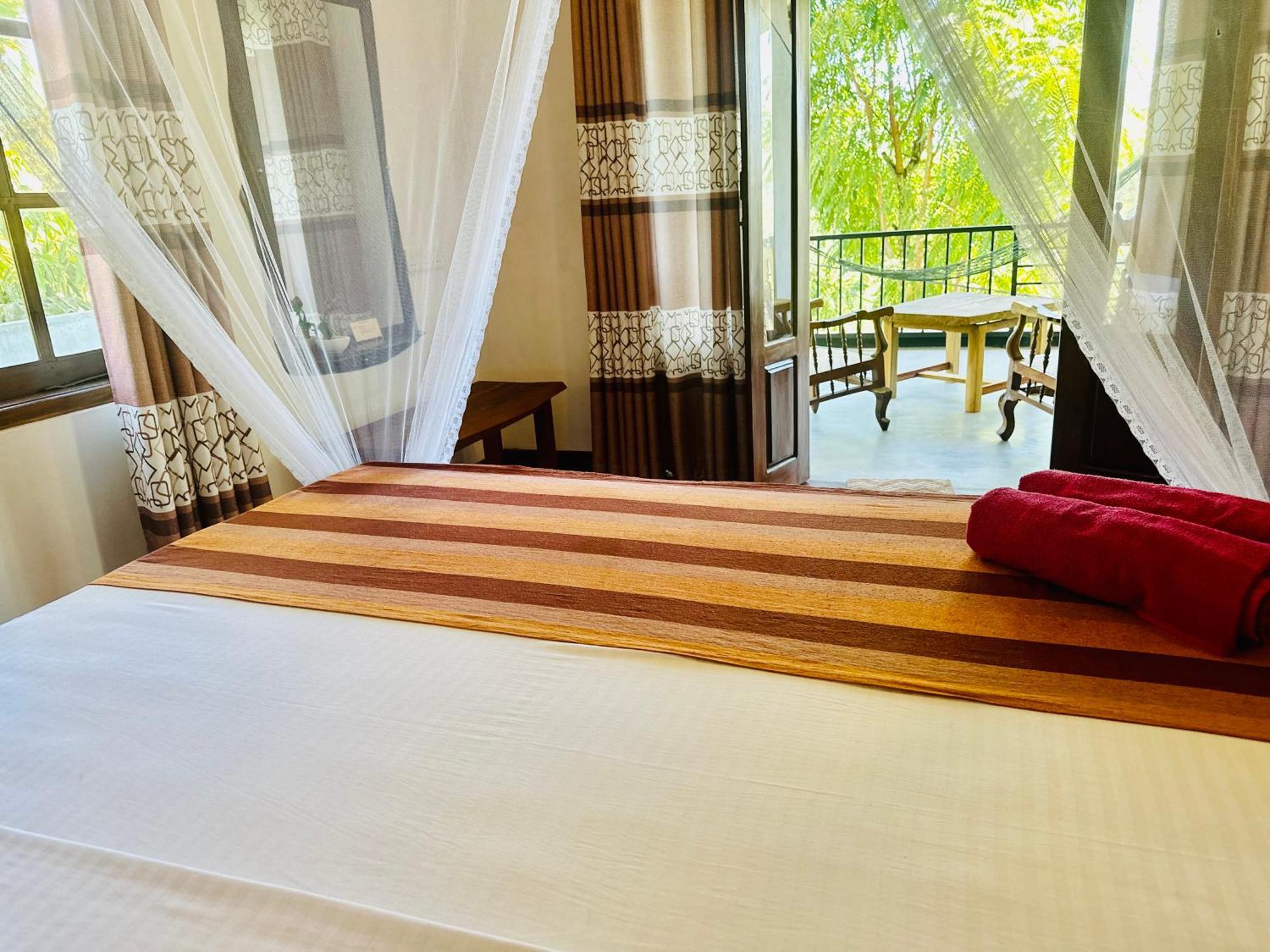 Ella Festoon Apartment ภายนอก รูปภาพ