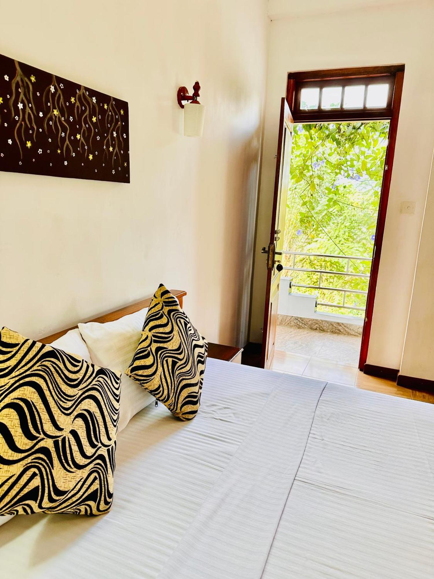Ella Festoon Apartment ภายนอก รูปภาพ